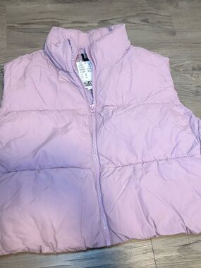 Light Pink Puffer Vest for Kids - Cozy Sleeveless Jacket